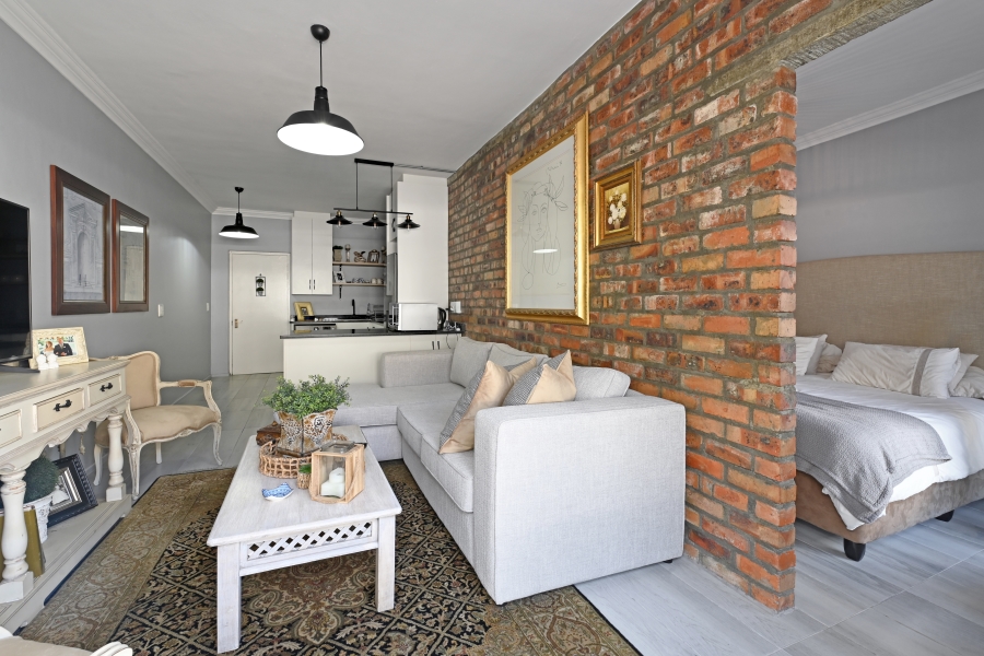 1 Bedroom Property for Sale in Oranjezicht Western Cape